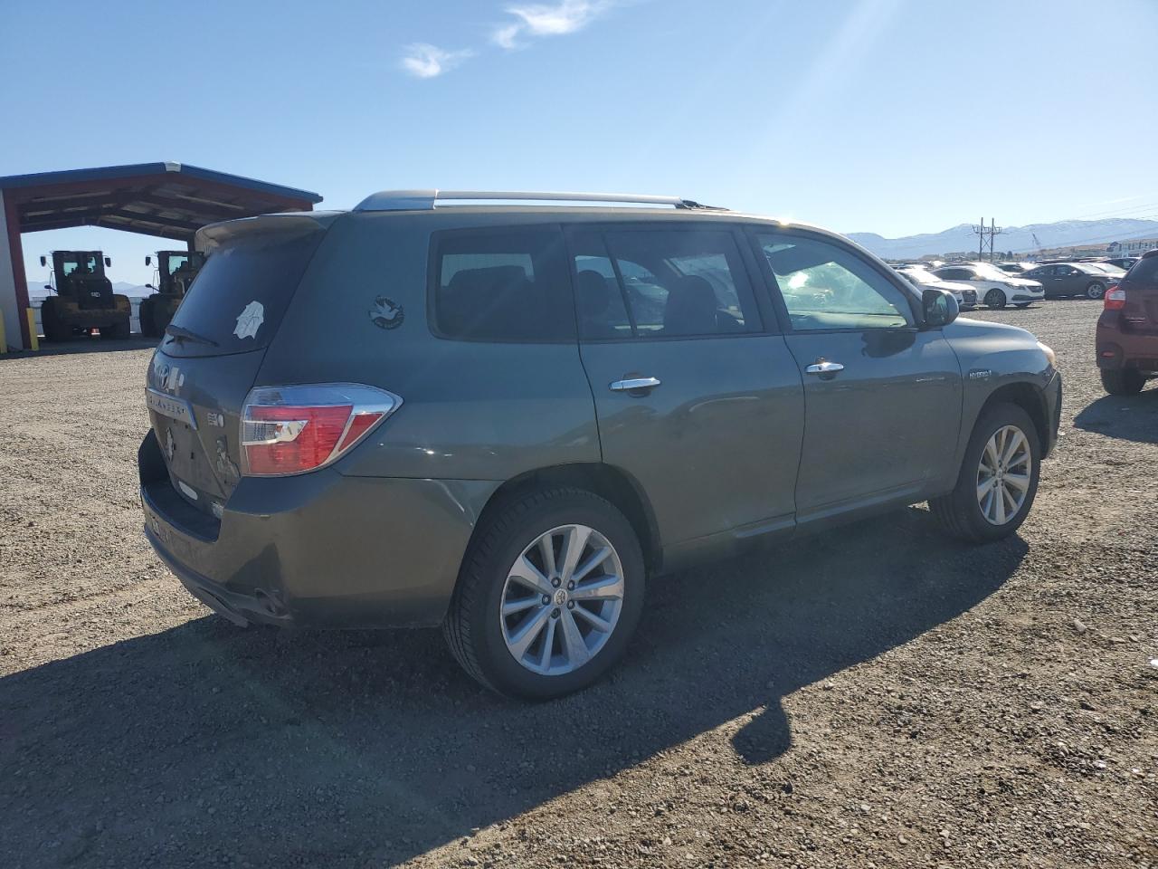 Toyota Highlander Hybrid Limited Image 2
