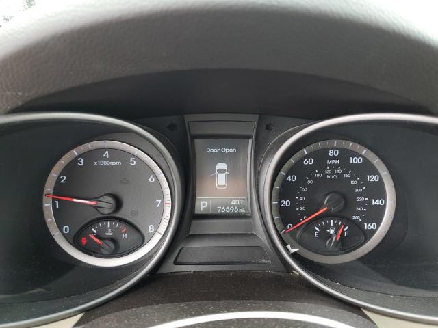 Hyundai SANTA FE Image 9