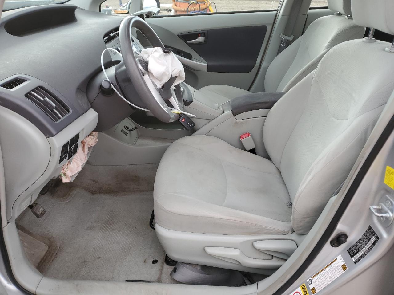 Toyota Prius Image 11