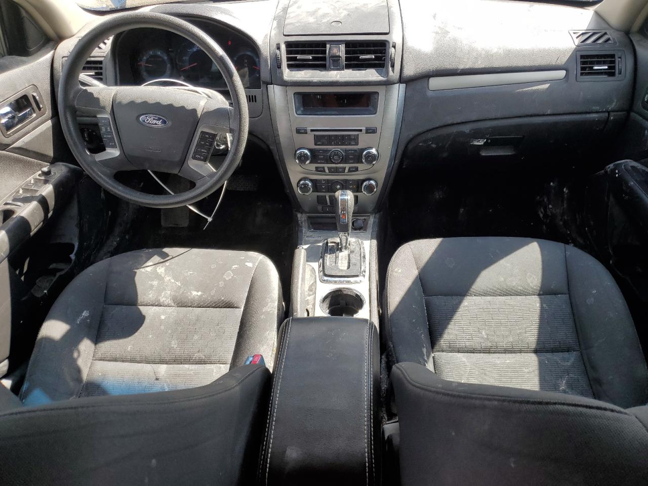 Ford Fusion Se Image 8