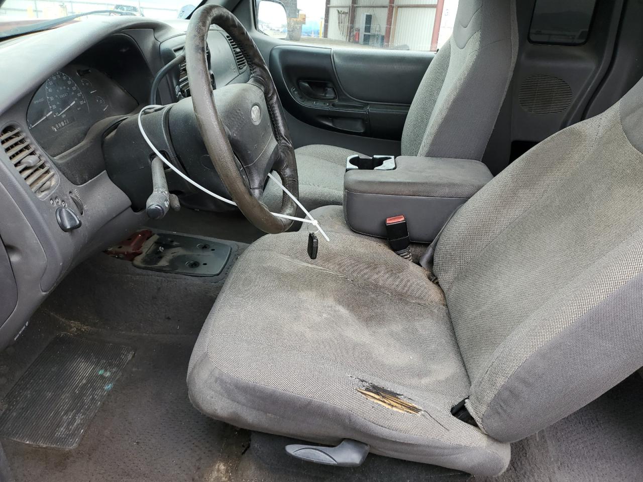 Ford Ranger Super Cab Image 4