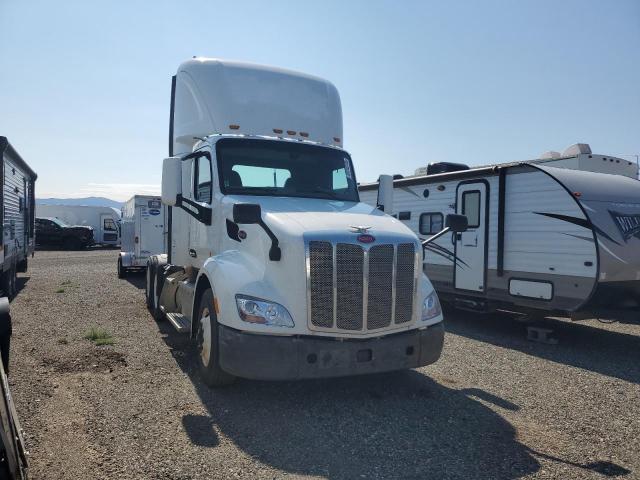  Salvage Peterbilt Tractor 579