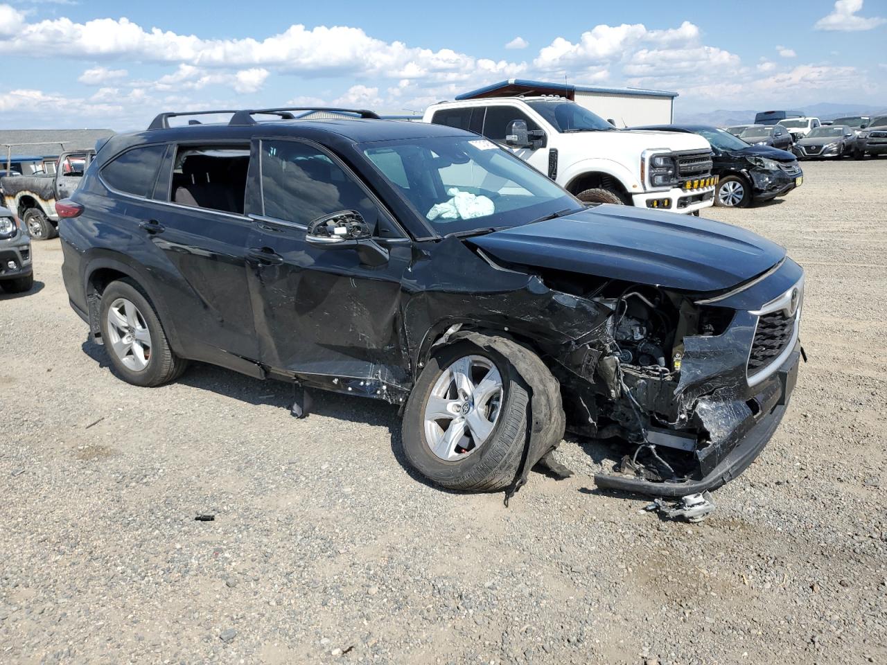 Toyota Highlander L Image 2