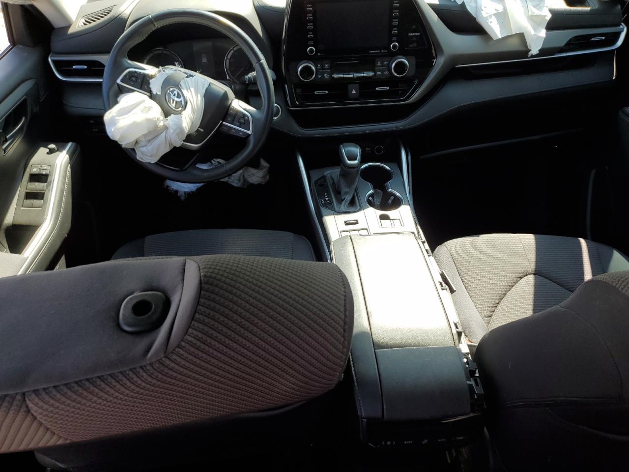 Toyota Highlander L Image 13