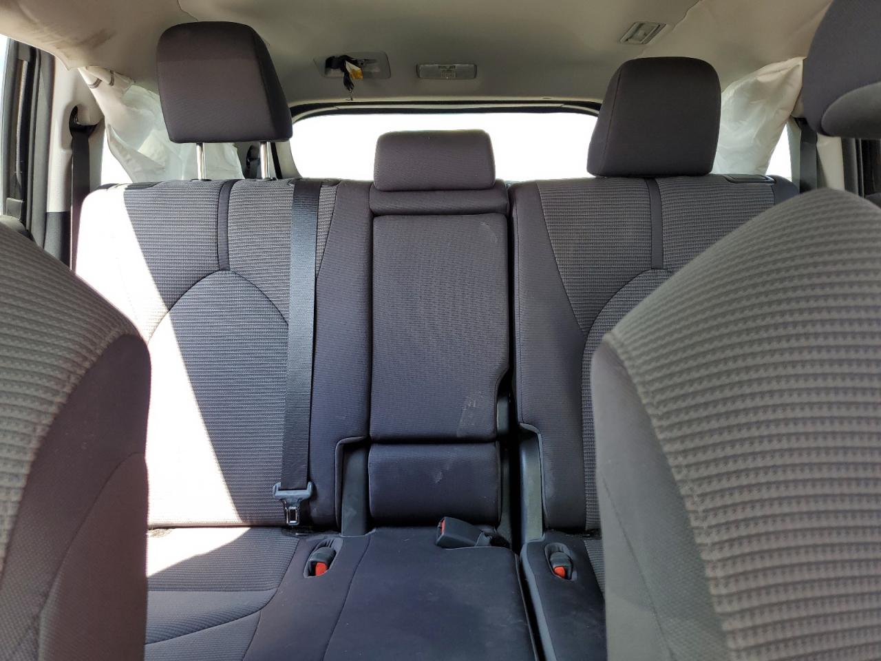 Toyota Highlander L Image 12