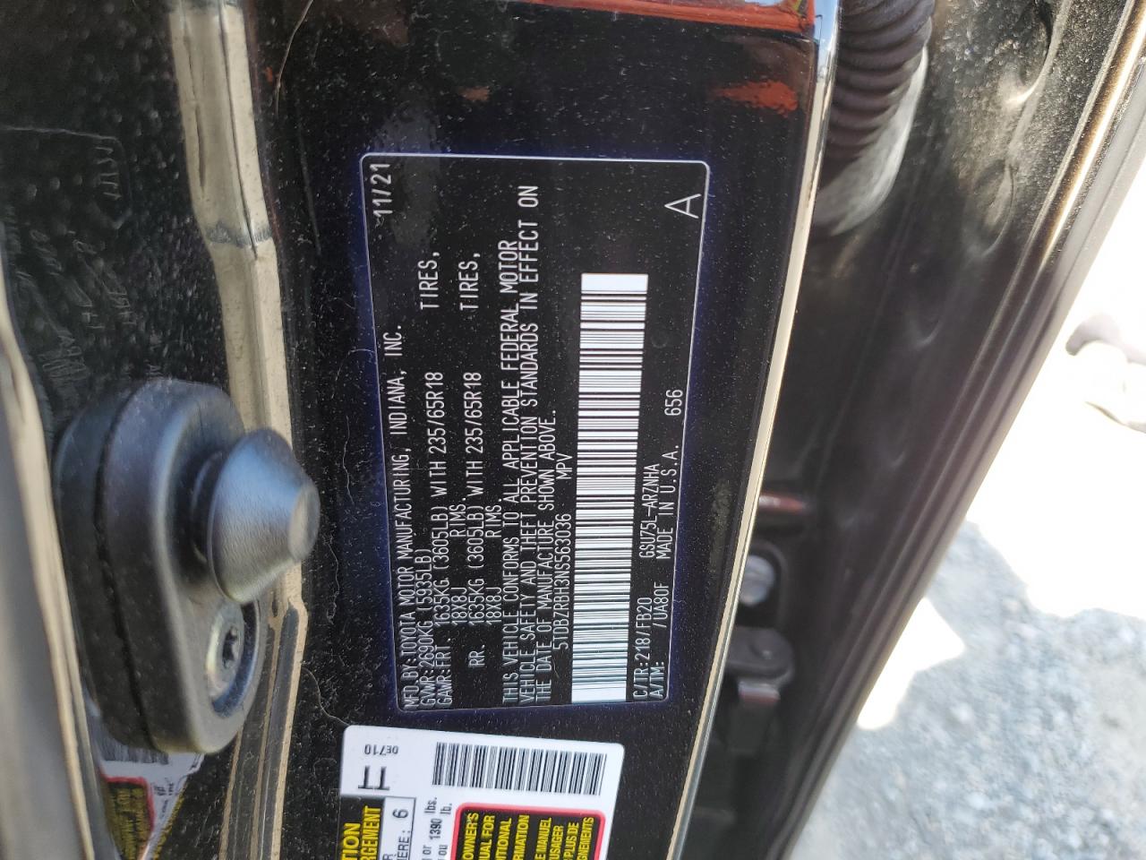 Toyota Highlander L Image 3