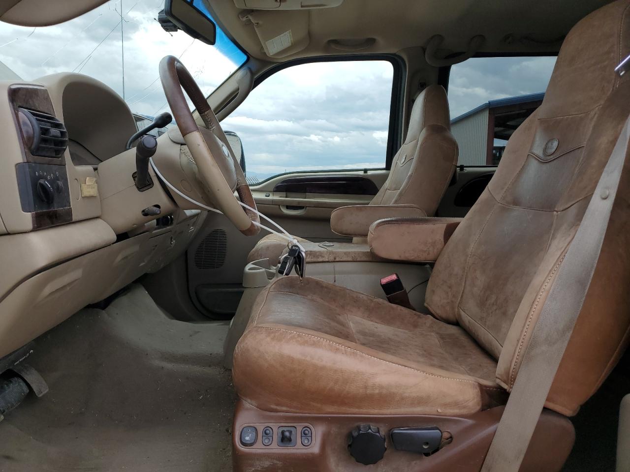 Ford F-250 Super Duty Image 6