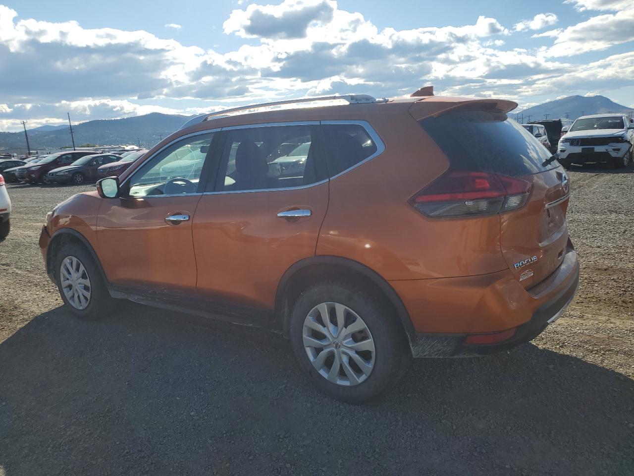Nissan Rogue S Image 13
