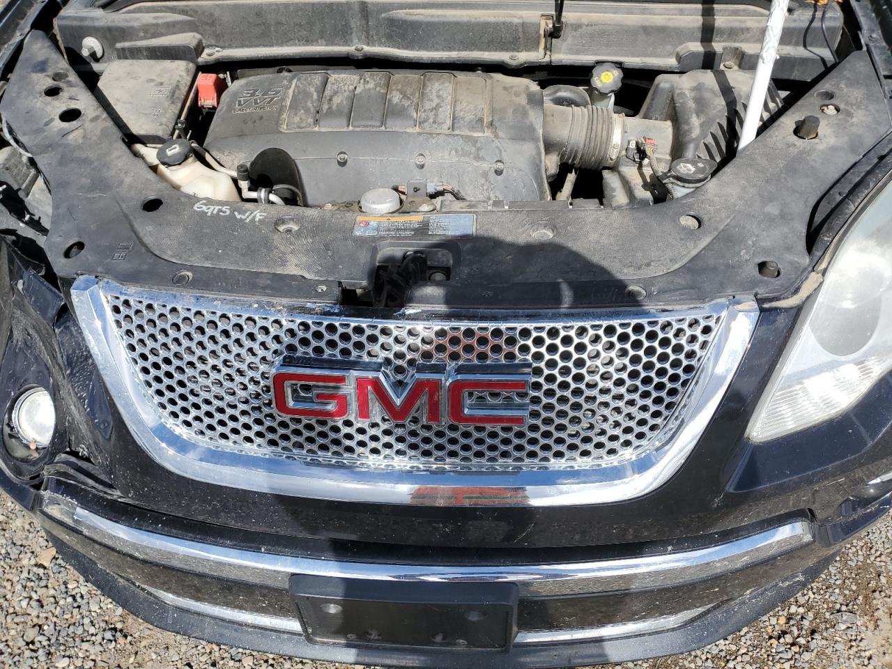 GMC Acadia Denali Image 7