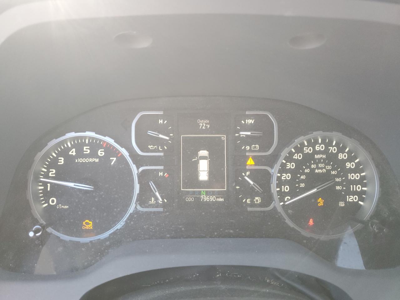 Toyota Tundra Crewmax Sr5 Image 10