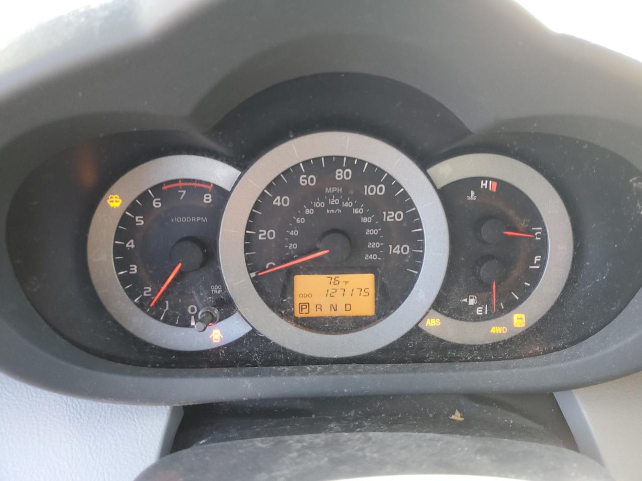 Toyota RAV4 Image 10