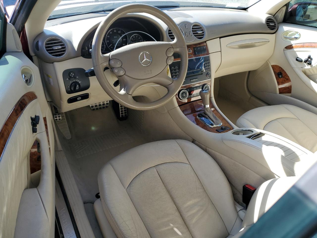 Mercedes-Benz Clk-class 350 Image 5