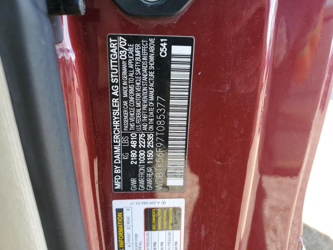 Mercedes-Benz Clk-class 350 Image 12