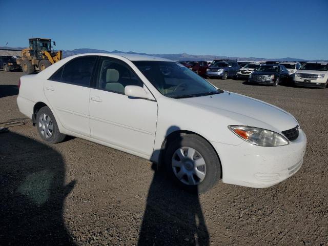 Toyota Camry Le Image 2