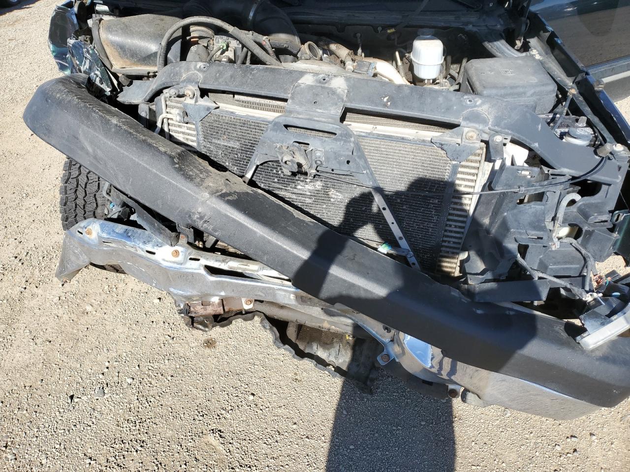 Chevrolet Silverado K2500 Heavy Duty Image 11