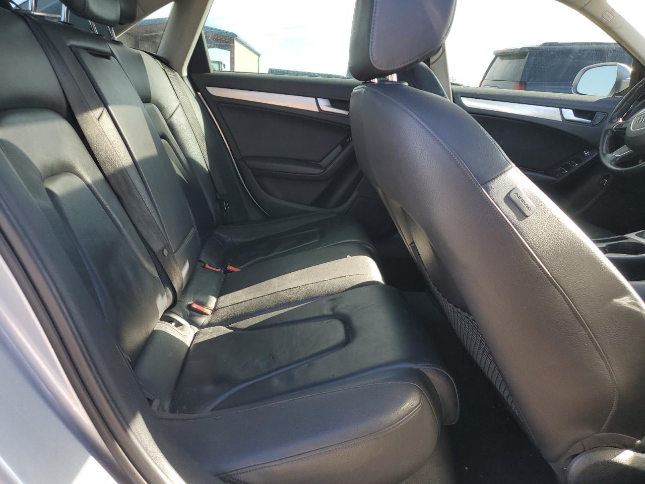 Audi A4 Premium Image 12