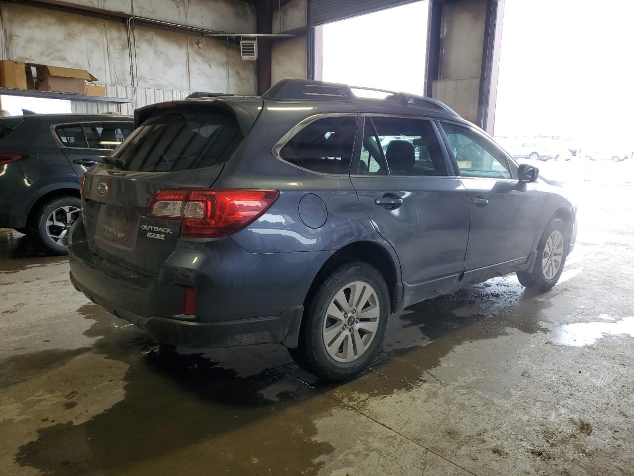 Subaru Outback 2.5i Premium Image 7