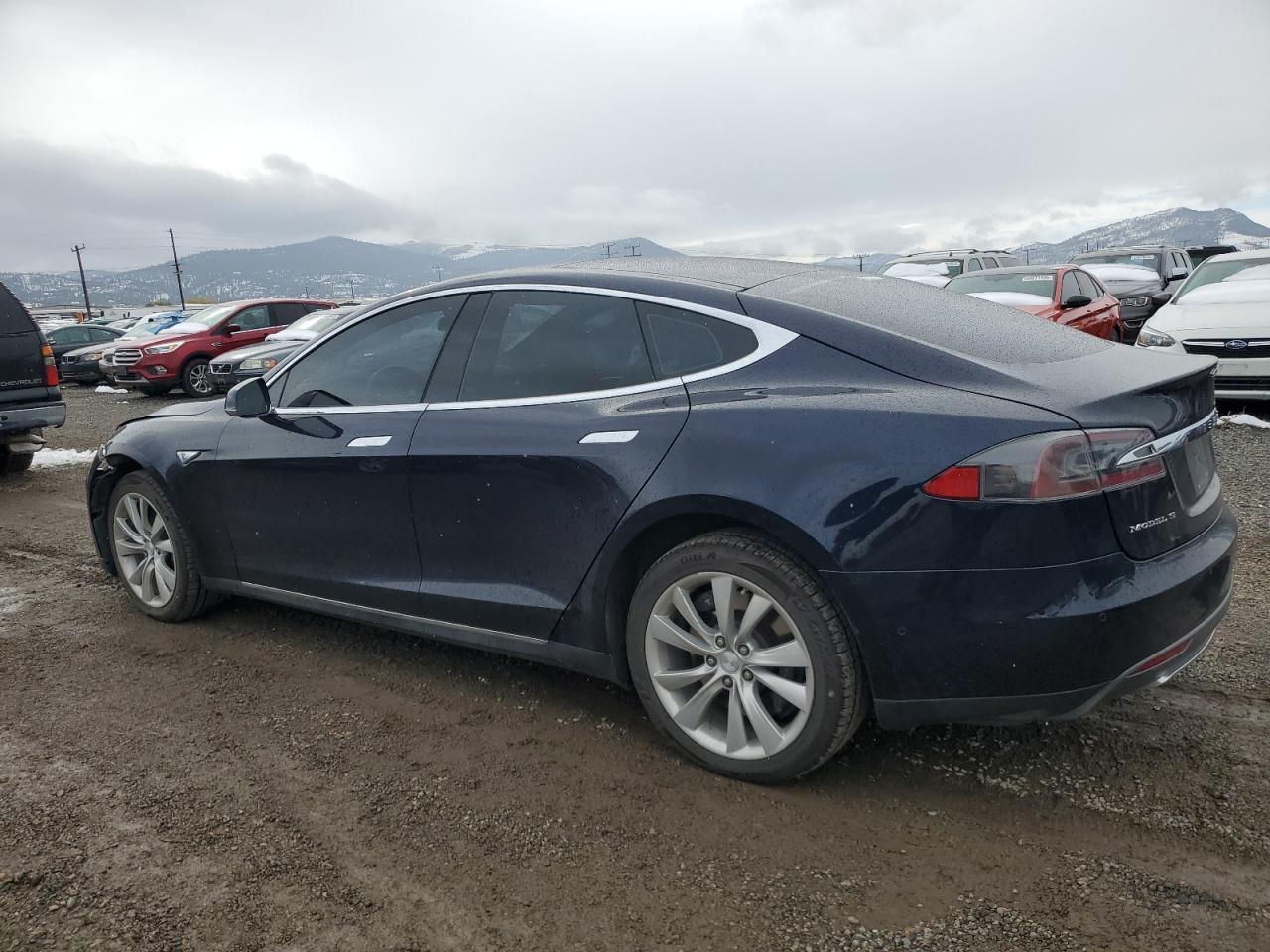 Tesla Model S 85d Image 5