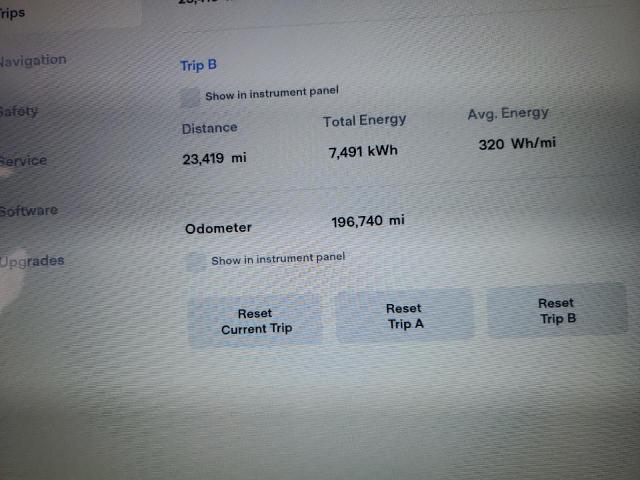 Tesla Model S 85d Image 12