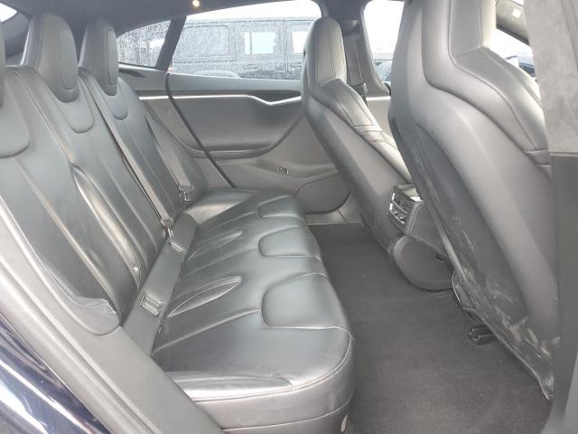 Tesla Model S 85d Image 3