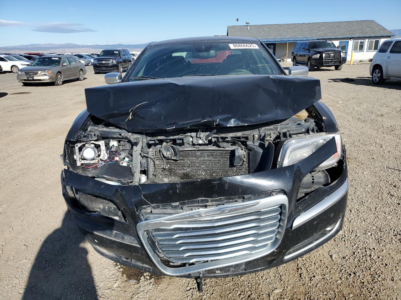 Chrysler 300 Luxury Image 12