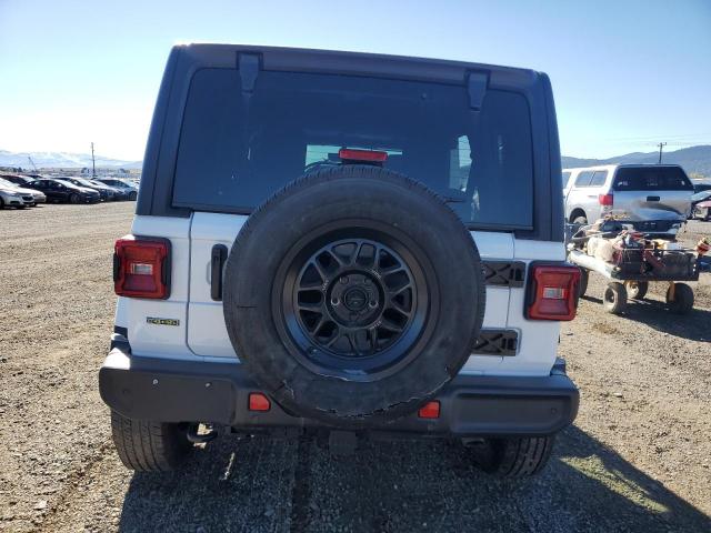 Jeep Wrangler Sahara Image 7