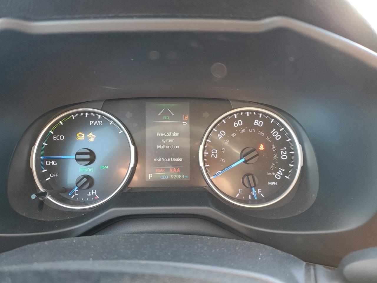 Toyota RAV4 Le Image 8