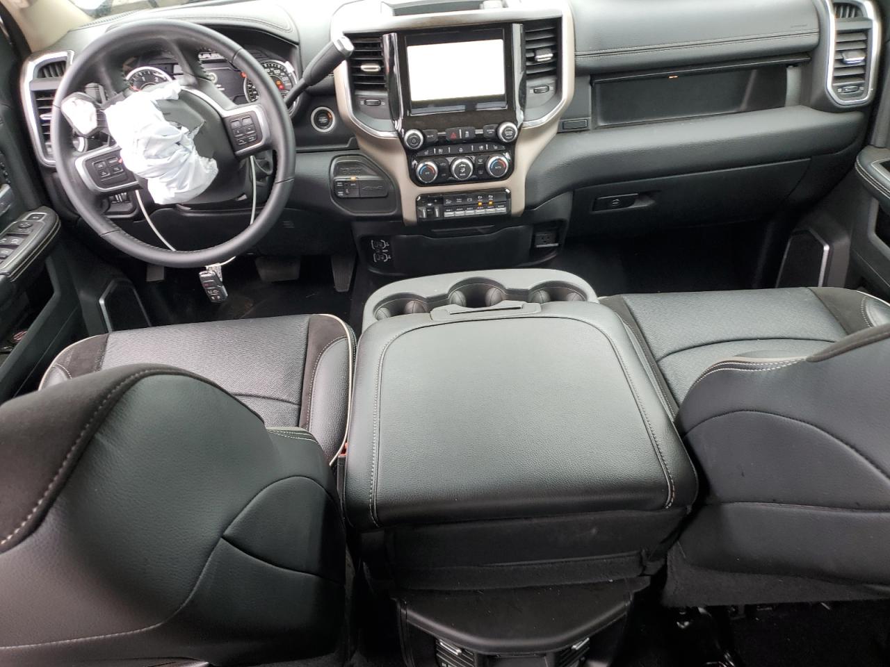 Ram 2500 Laramie Image 2