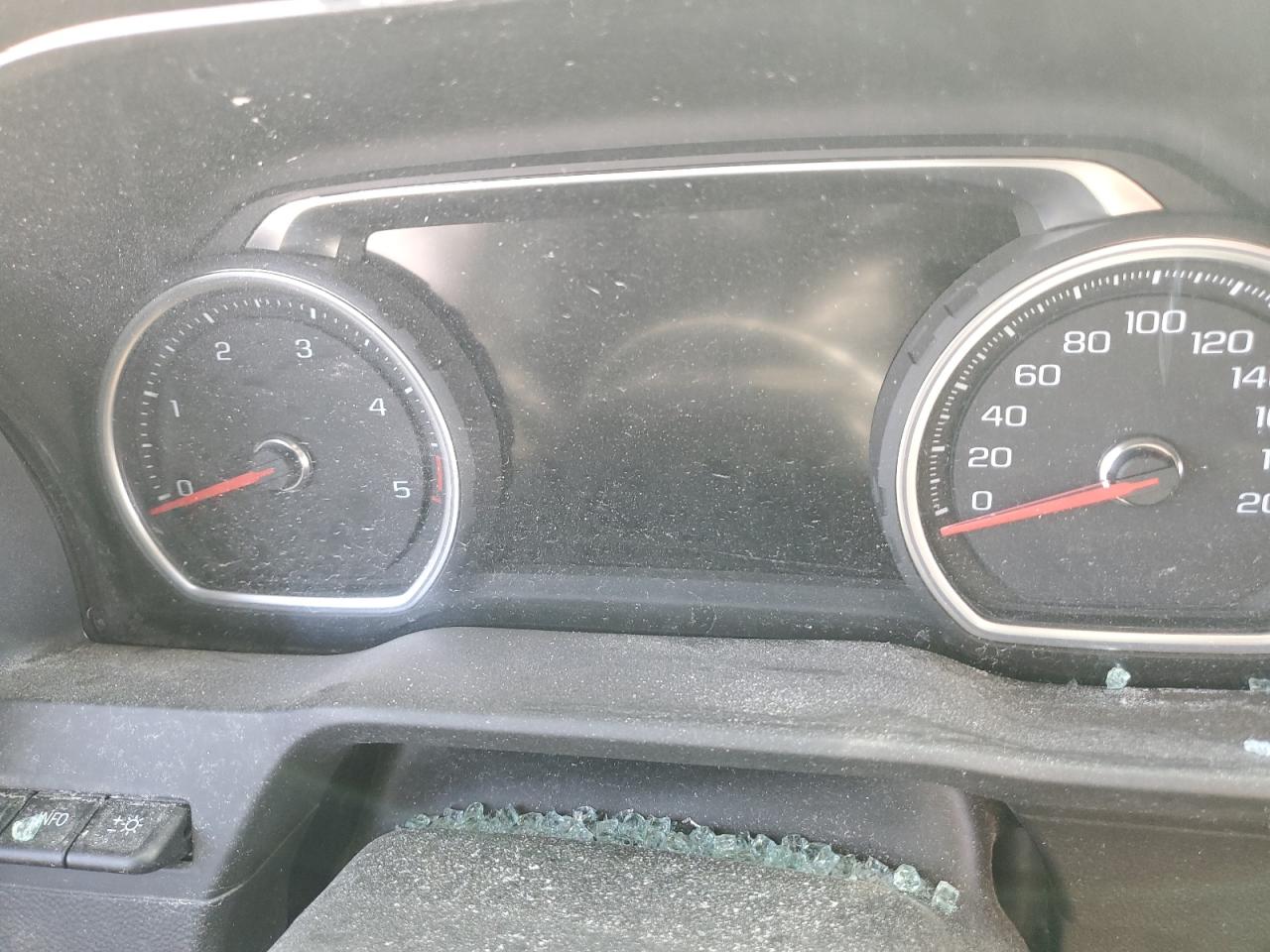 Chevrolet Silverado K3500 High Country Image 12