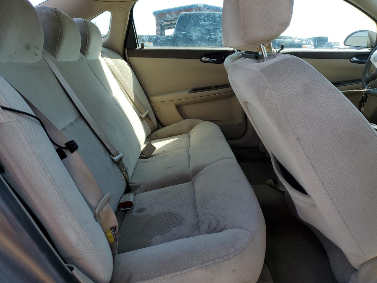 Chevrolet Impala Lt Image 10