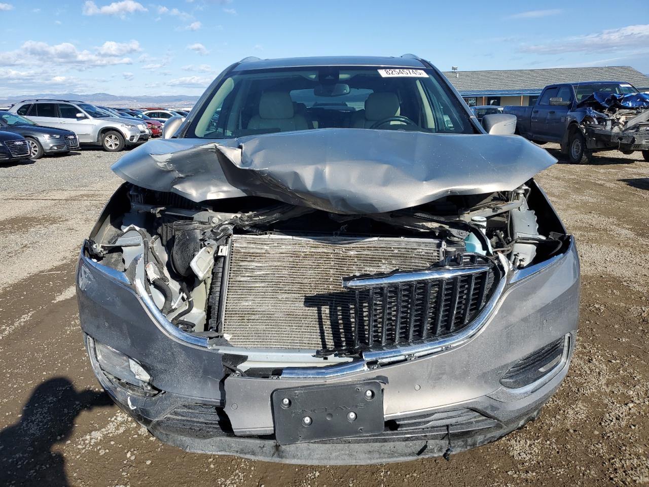 Buick Enclave Premium Image 8