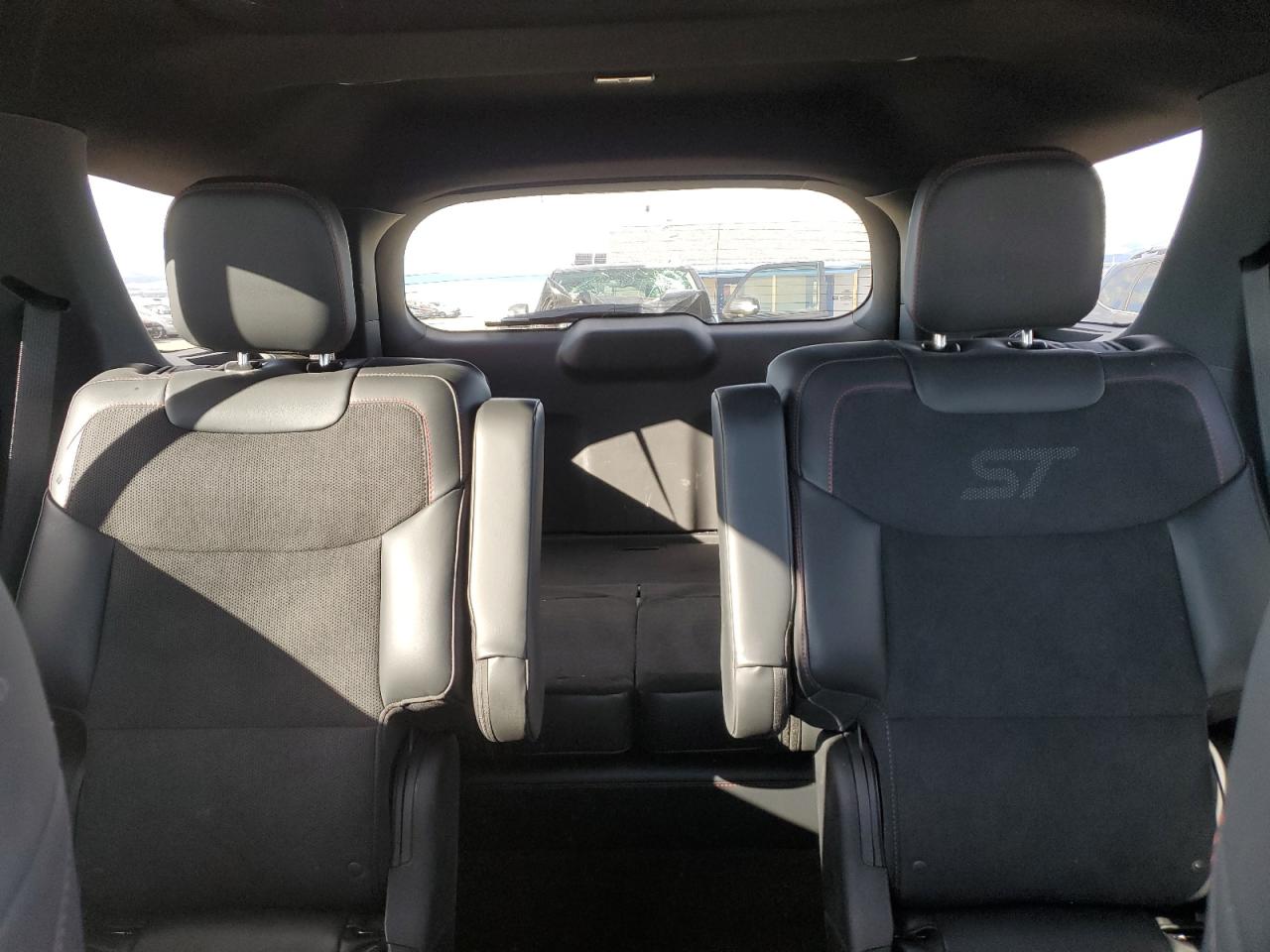 Ford Explorer St Image 7