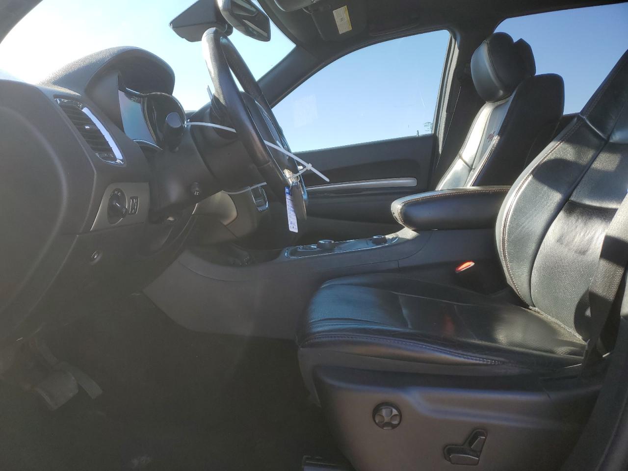 Dodge Durango R/t Image 9