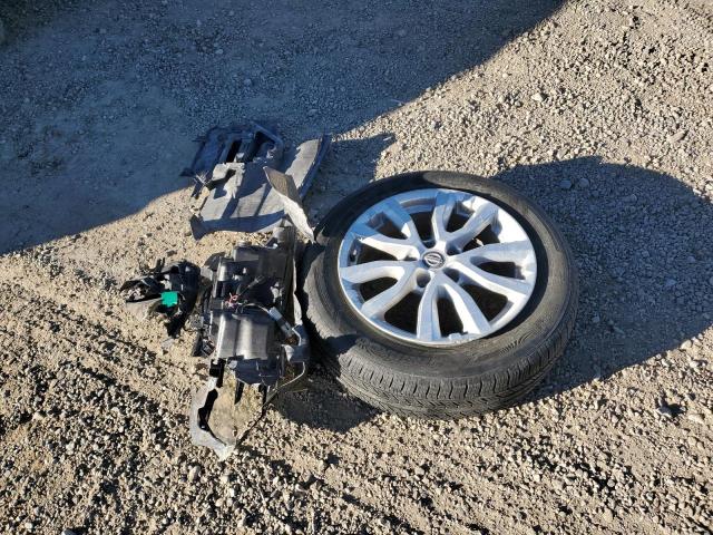 Nissan Rogue S Image 6