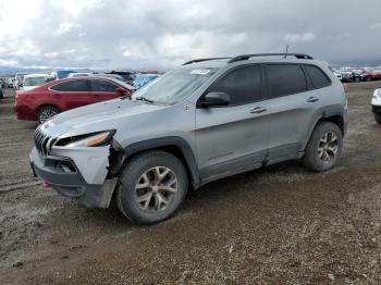  Salvage Jeep Cherokee