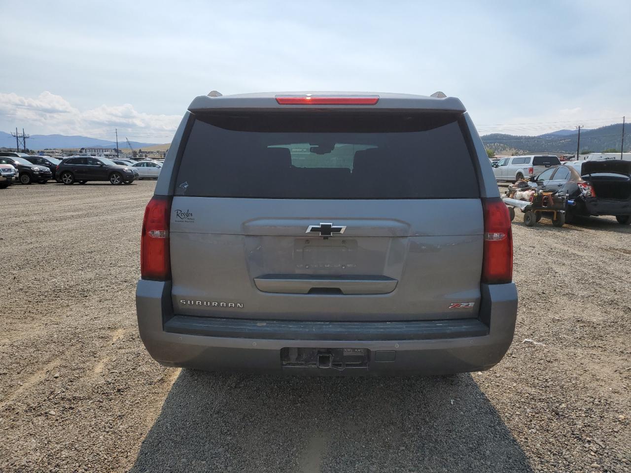 Chevrolet Suburban K1500 Lt Image 6