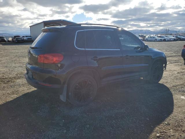 Volkswagen Tiguan S Image 2