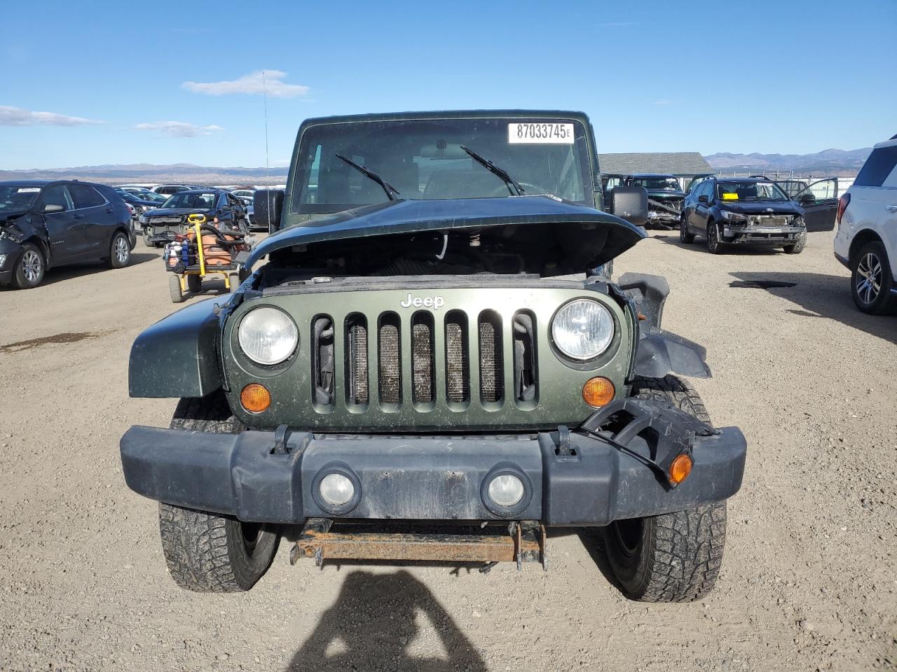 Jeep Wrangler Sahara Image 13