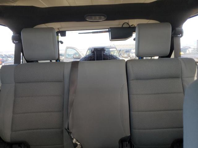 Jeep Wrangler Sahara Image 14