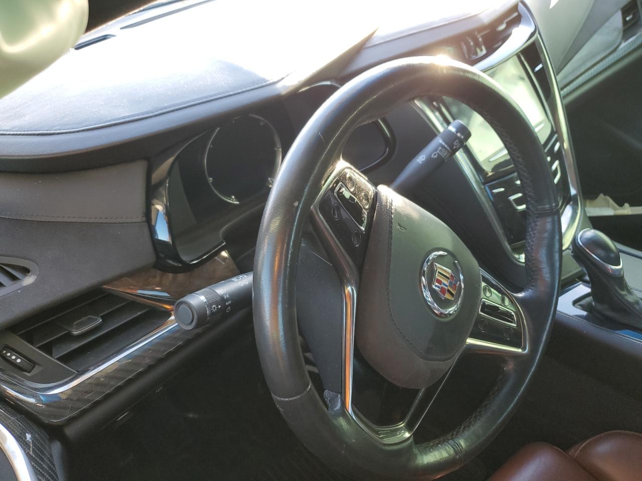 Cadillac ELR Luxury Image 5