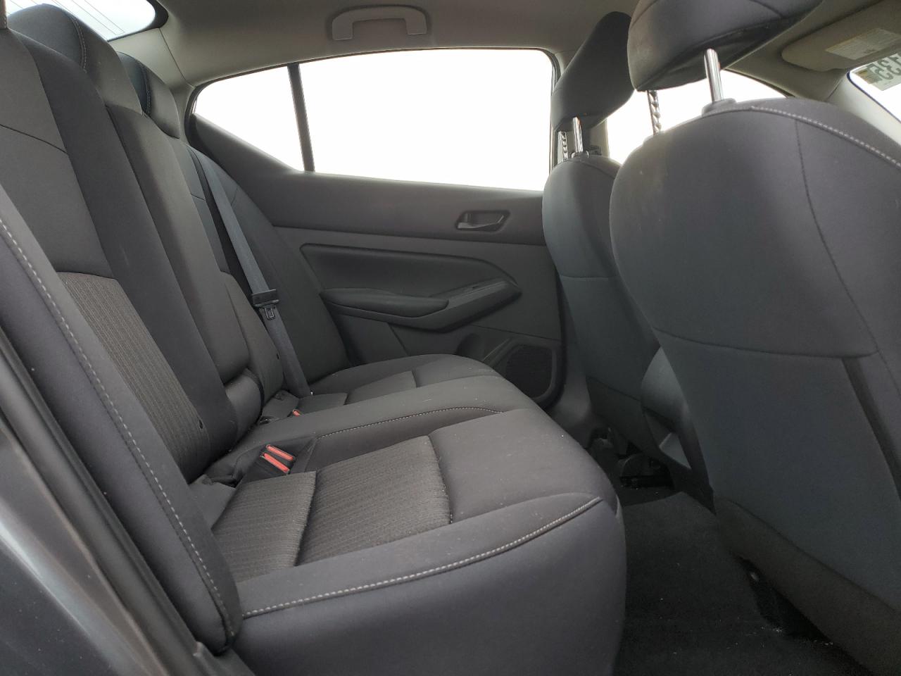 Nissan Altima S Image 3