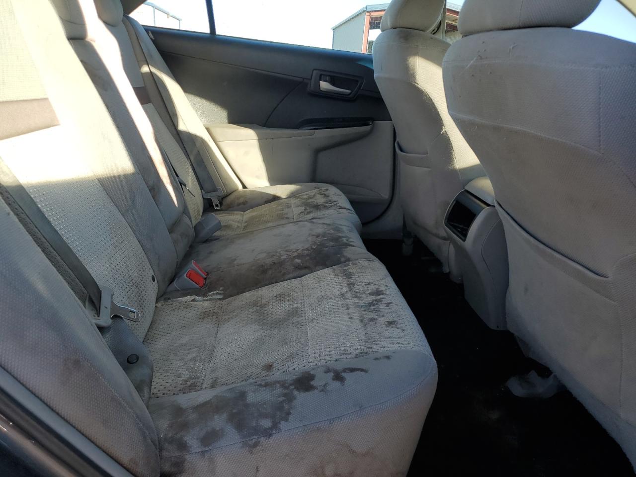 Toyota Camry L Image 5