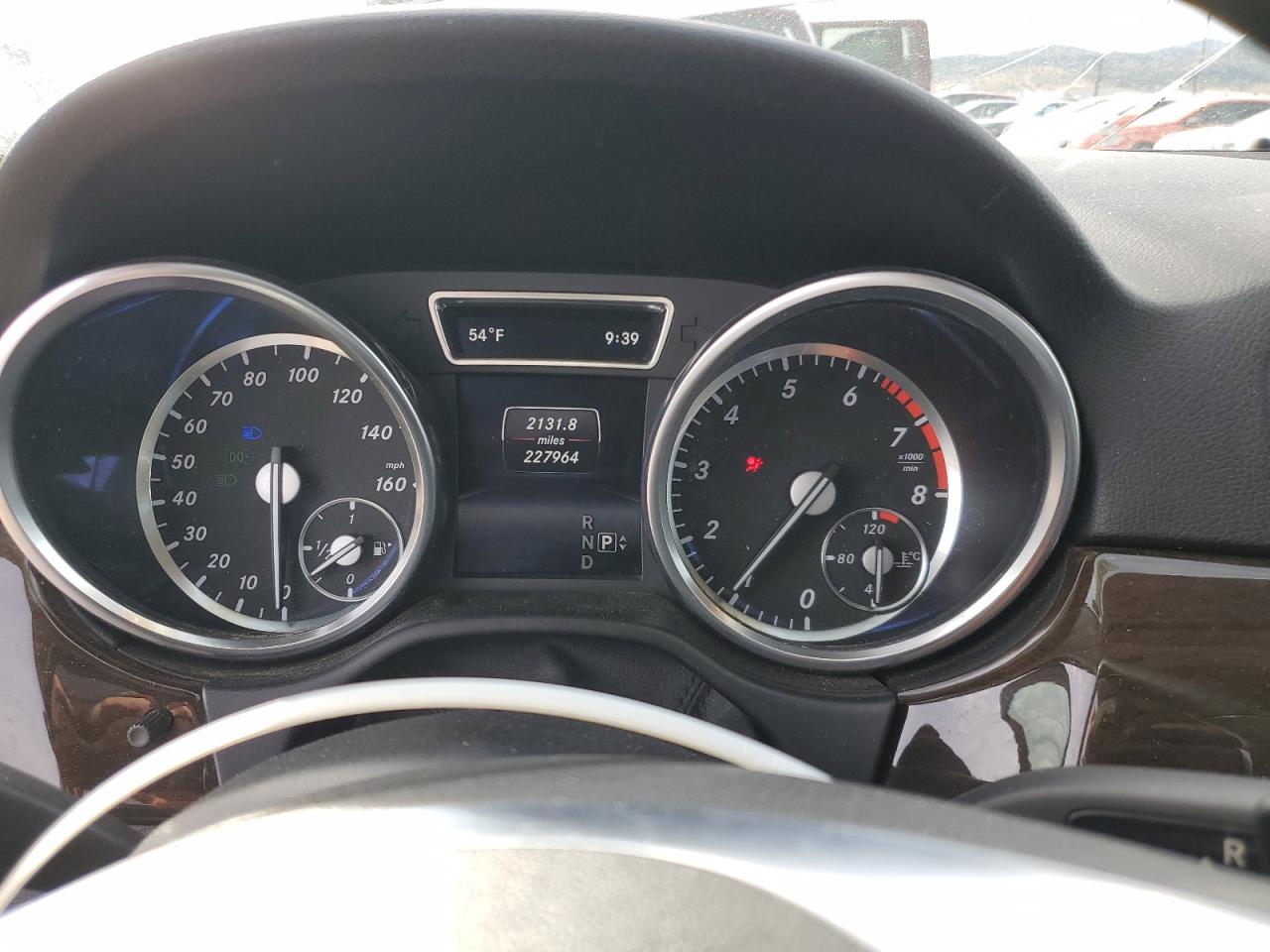 Mercedes-Benz M-Class 350 4matic Image 13