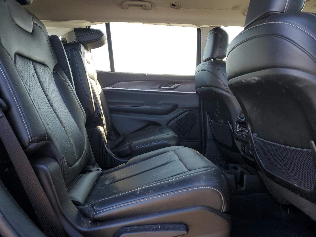 Jeep Grand Cherokee L Limited Image 7