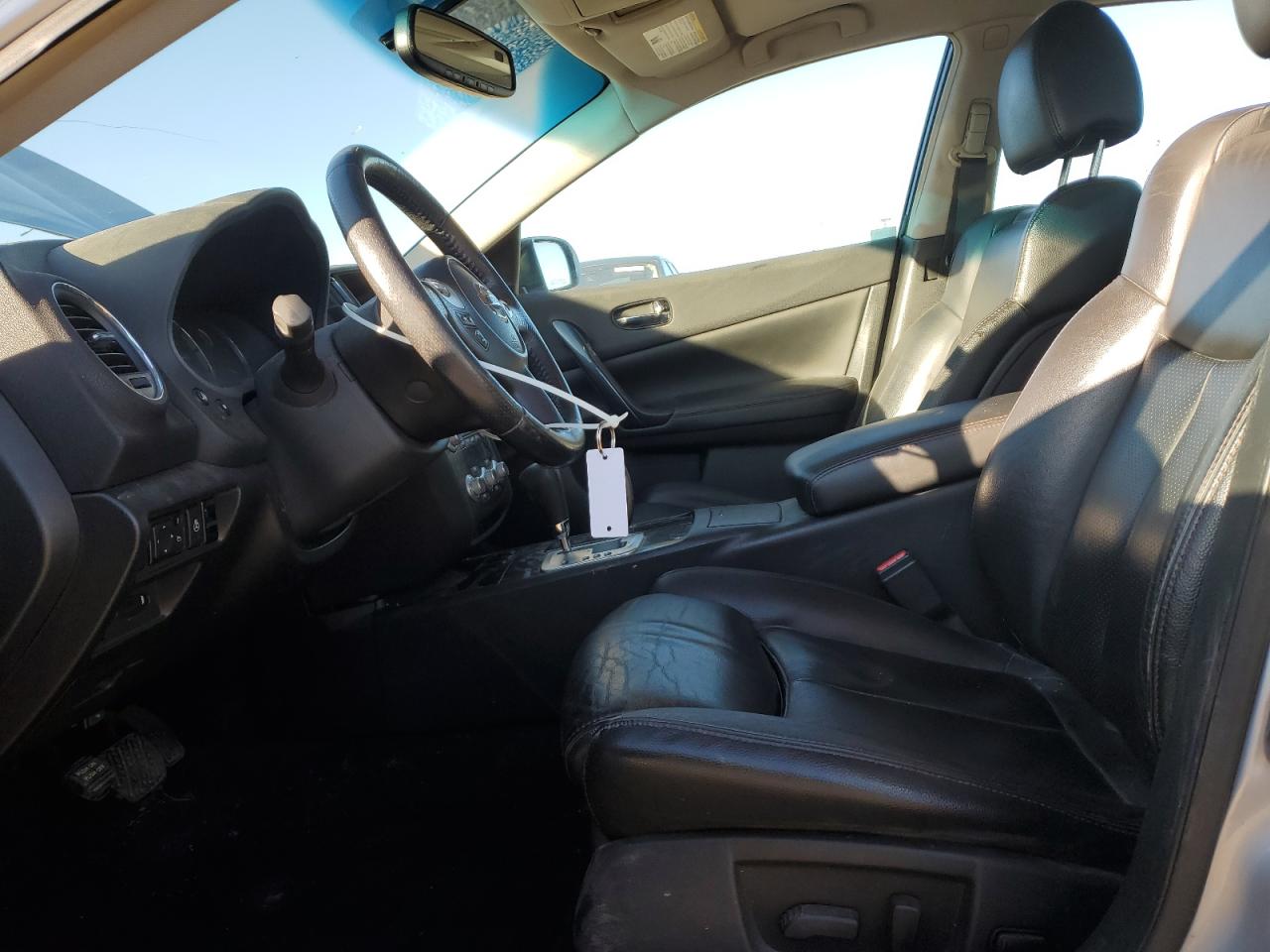 Nissan Maxima S Image 6