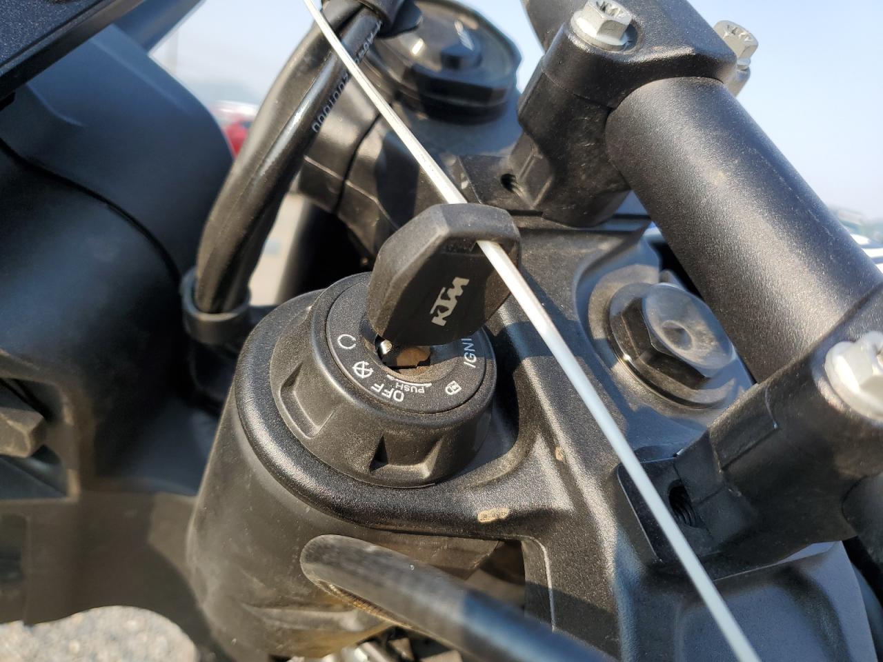 KTM 790 Advent Image 4