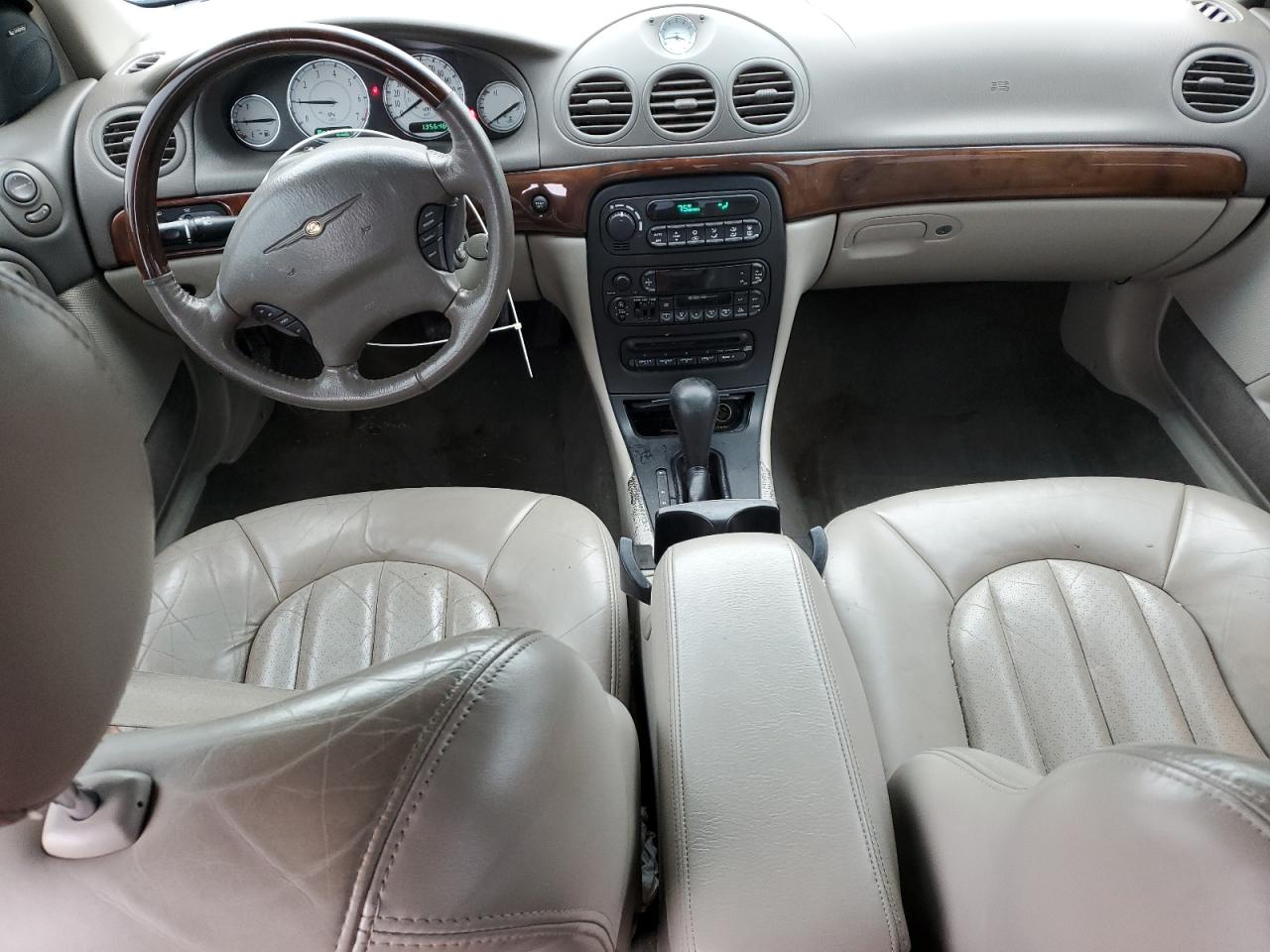 Chrysler 300 Image 6