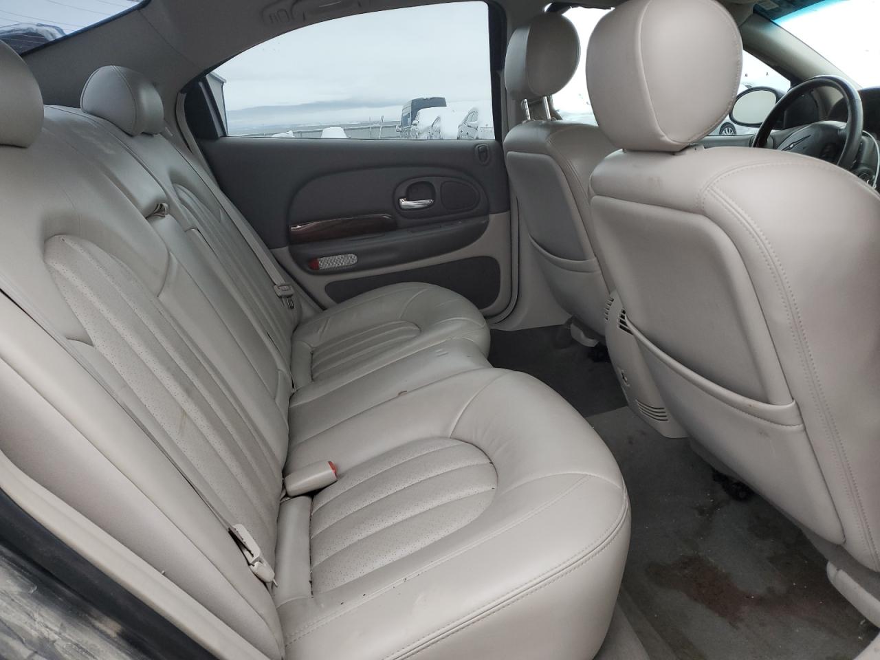 Chrysler 300 Image 7