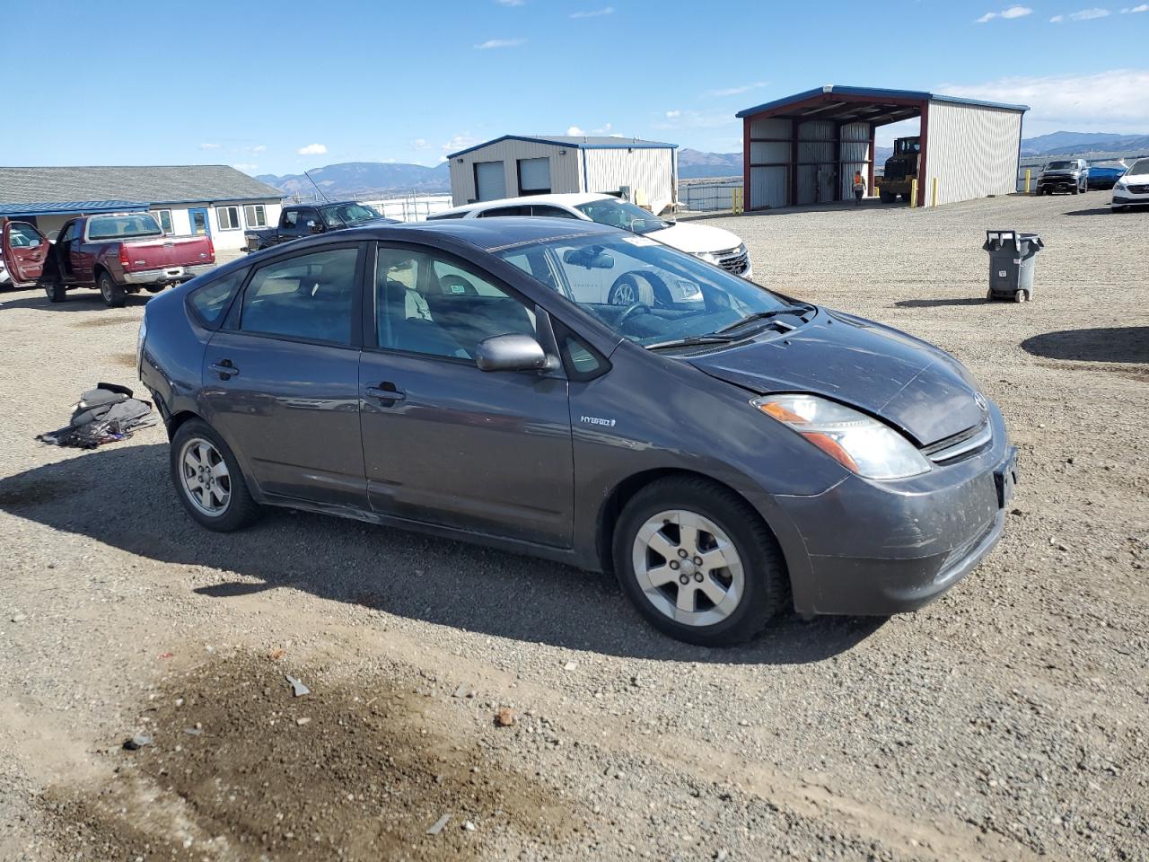 Toyota Prius Image 2