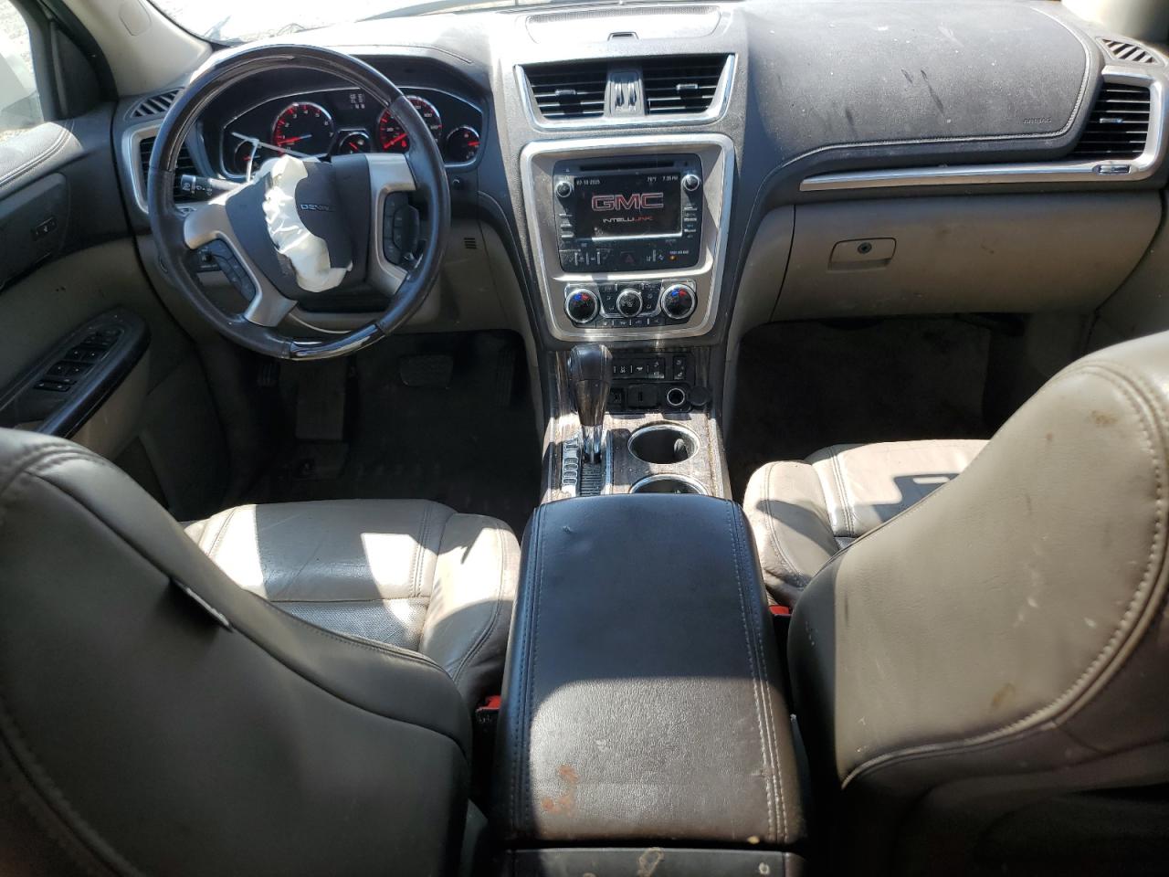 GMC Acadia Denali Image 12